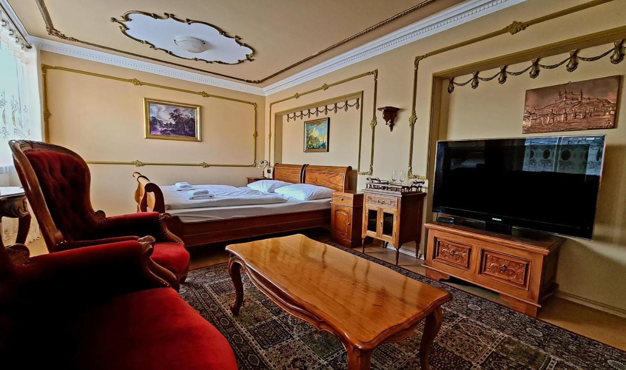 Hotel Union 로우니 외부 사진